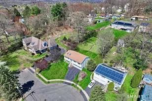 33 Medford St, Bristol, CT 06010 - Photo 7