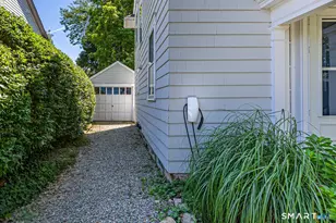 12 Roosevelt Rd, Westport, CT 06880 - Photo 21