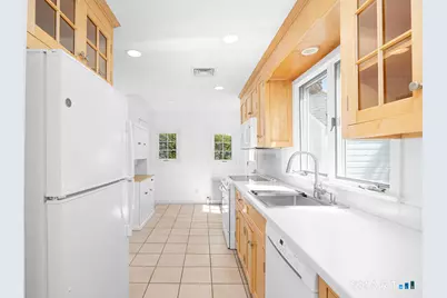 12 Roosevelt Road, Westport, CT 06880 - Photo 5