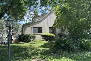 511 Opa Ln, Stratford, CT 06614 - Photo 7