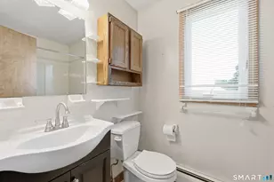 145 Sunnyfield Dr, Windsor, CT 06095 - Photo 15