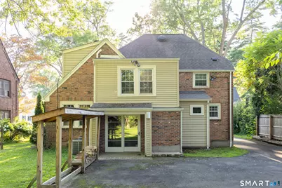110 Foxcroft Road, West Hartford, CT 06119 - Photo 29