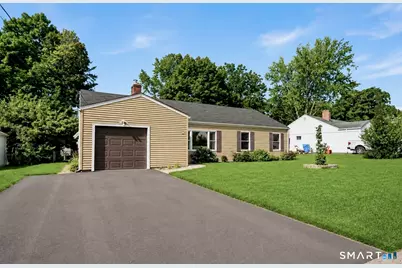82 Weaver Road, Manchester, CT 06042 - Photo 3