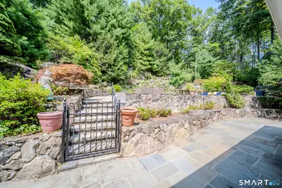 237 Chestnut Hill Road, Stamford, CT 06903 - Photo 25
