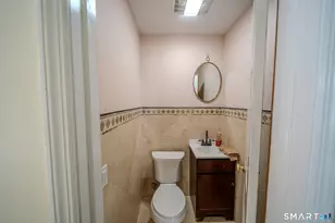 237 Chestnut Hill Rd, Stamford, CT 06903 - Photo 17