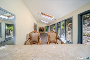237 Chestnut Hill Rd, Stamford, CT 06903 - Photo 11