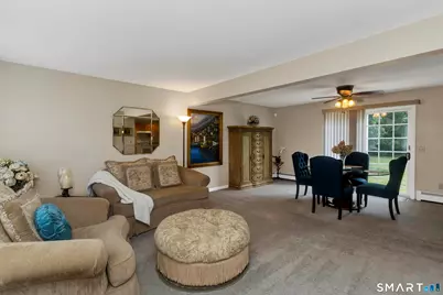 31 Broadleaf Circle, Suffield, CT 06093 - Photo 3