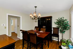 31 Broadleaf Cir, Suffield, CT 06093 - Photo 5