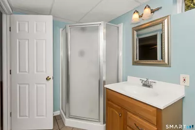 31 Broadleaf Circle, Suffield, CT 06093 - Photo 15