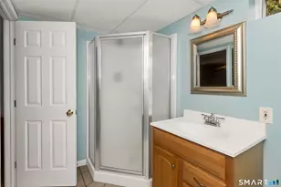 31 Broadleaf Cir, Suffield, CT 06093 - Photo 15