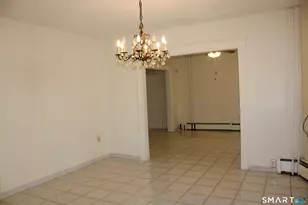 111 Bond St, Hartford, CT 06114 - Photo 13