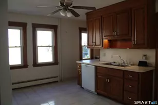 111 Bond St, Hartford, CT 06114 - Photo 7