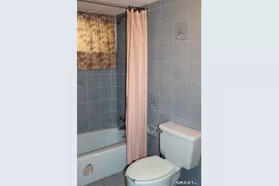 111 Bond Street, Hartford, CT 06114 - Photo 31