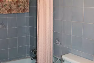 111 Bond St, Hartford, CT 06114 - Photo 31