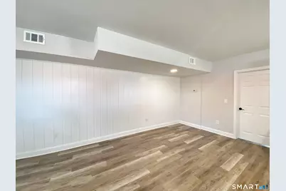 1 Mott Avenue #6, Norwalk, CT 06850 - Photo 3
