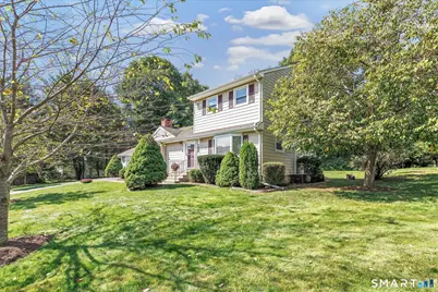 94 Ascolese Road, Trumbull, CT 06611 - Photo 3