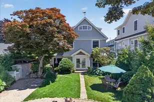 7 Middlefield St, Groton, CT 06340 - Photo 1