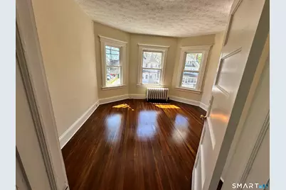15-17 Beacon Street #2nd floor, Hartford, CT 06105 - Photo 3