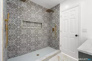 810 Brewster St, Bridgeport, CT 06605 - Photo 19