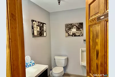 14 Depot Place #5, Bethel, CT 06801 - Photo 9