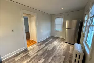 18 Cold Spring Rd, Stamford, CT 06905 - Photo 5