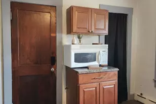 54 N Pearl St, Meriden, CT 06450 - Photo 11