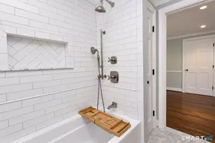 23 Hildurcrest Dr, Simsbury, CT 06070 - Photo 15