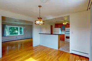 27 Hummingbird Dr, Berlin, CT 06037 - Photo 11