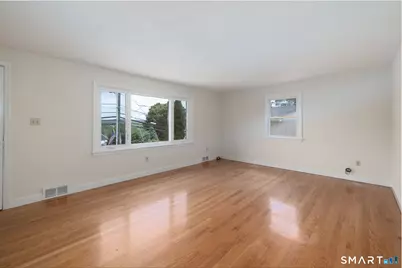 481 Bunker Hill Avenue, Waterbury, CT 06708 - Photo 3
