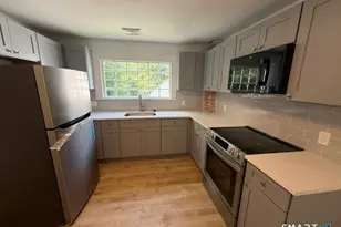 667 S Britain Rd, Southbury, CT 06488 - Photo 5