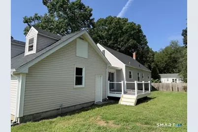 10 Lox Lane, Enfield, CT 06082 - Photo 3