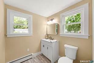 10 Lox Ln, Enfield, CT 06082 - Photo 23