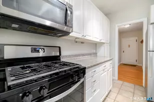 136 Woodside Green, Stamford, CT 06905 - Photo 9