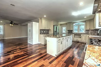 647 New Haven Avenue, Milford, CT 06460 - Photo 9