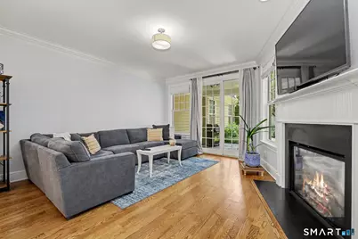 32 Reynolds Place #B, Greenwich, CT 06830 - Photo 5