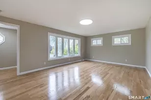 14 Catherine Ct, Milford, CT 06460 - Photo 5