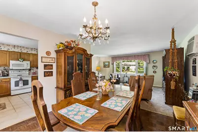 18 Woodcreek Road, Brookfield, CT 06804 - Photo 7