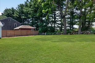 47 Myrock Ave, Waterford, CT 06385 - Photo 9