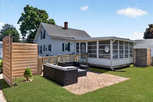 47 Myrock Ave, Waterford, CT 06385 - Photo 7