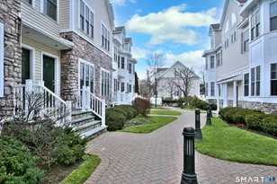 39 Maple Tree Ave, Stamford, CT 06906 - Photo 3
