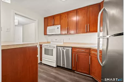38 Rambling Brook Lane #B6, Glastonbury, CT 06033 - Photo 5