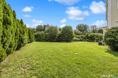 48 Chatfield Drive, West Hartford, CT 06110 - Photo 19