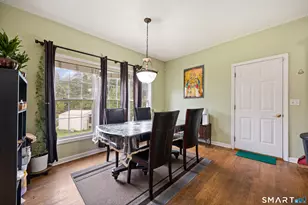 48 Chatfield Dr, West Hartford, CT 06110 - Photo 7
