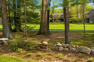19 Applewood Ln, Avon, CT 06001 - Photo 3
