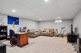 25 Elgin Ave, Bethel, CT 06801 - Photo 17