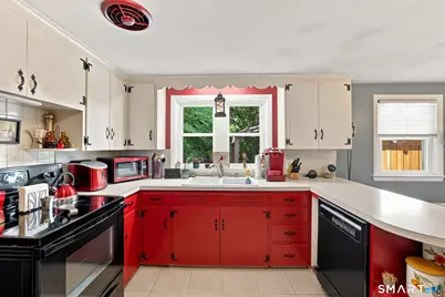 20 Frederick Street, Torrington, CT 06790 - Photo 19
