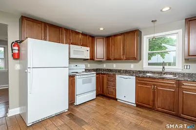 7 County Fair Road, Norwich, CT 06360 - Photo 5