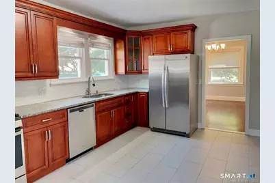 203 Toms Road, Stamford, CT 06906 - Photo 3