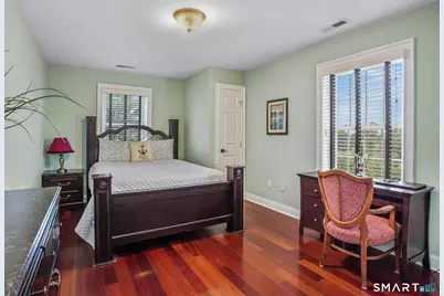 56 Barholm Avenue, Stamford, CT 06907 - Photo 15