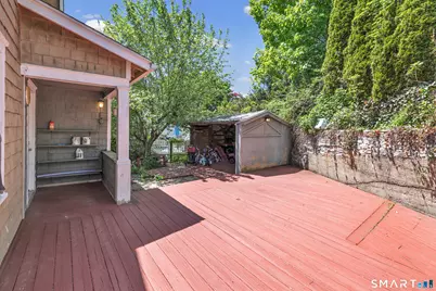 17 Reynolds Avenue, Stamford, CT 06905 - Photo 9